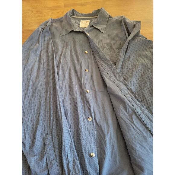 Wrangler Mens Button-down - Picture 2 of 8